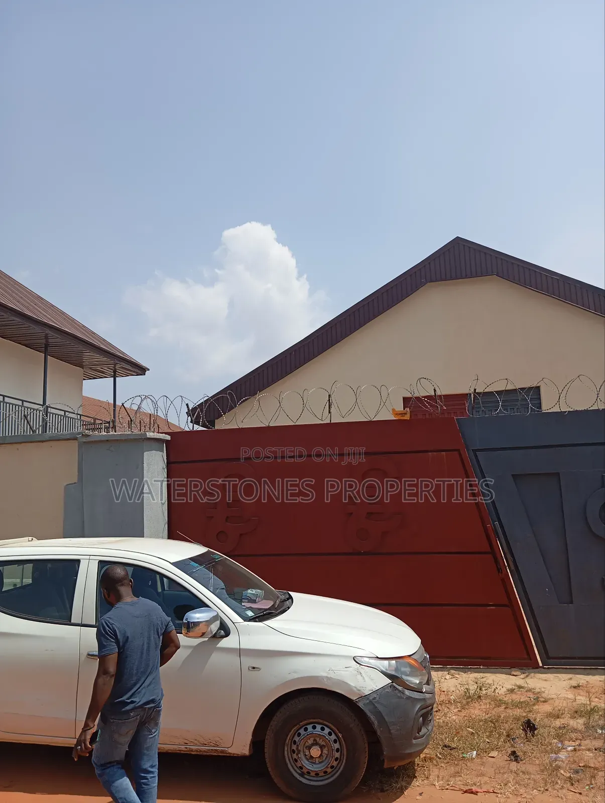 Warehouse in Asaba in Oshimili South
