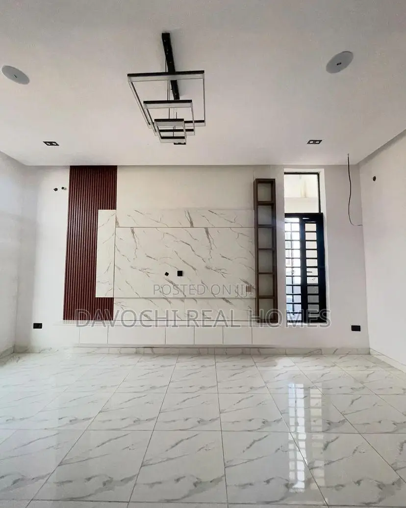 Furnished 4bdrm Duplex in Ikota for rent in Ikota