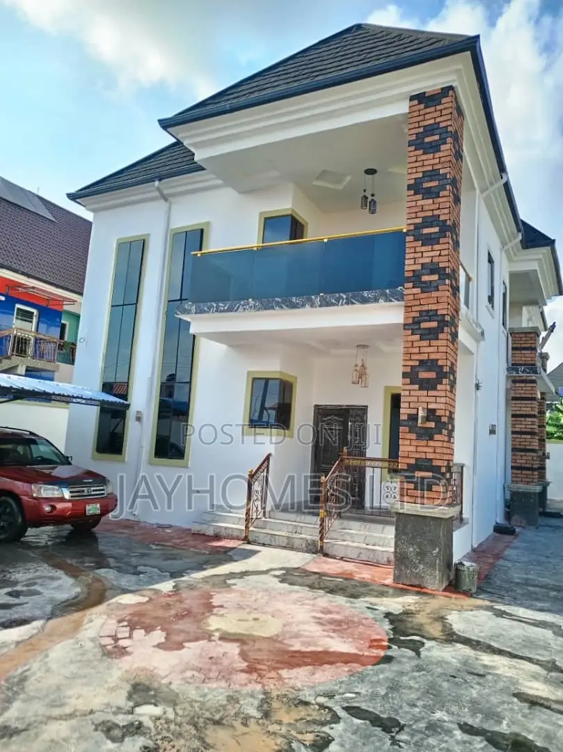 5bdrm Duplex in Vanguard Asaba, Oshimili South for sale in Oshimili South