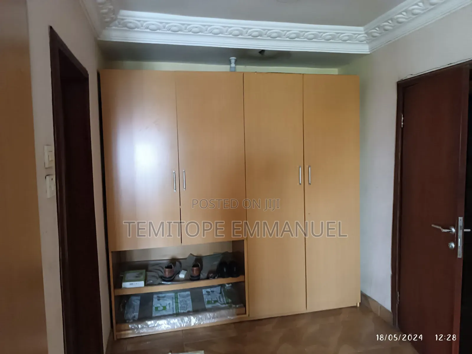 Furnished 10bdrm Duplex in Magodo Phase 1 for sale in GRA Phase 1