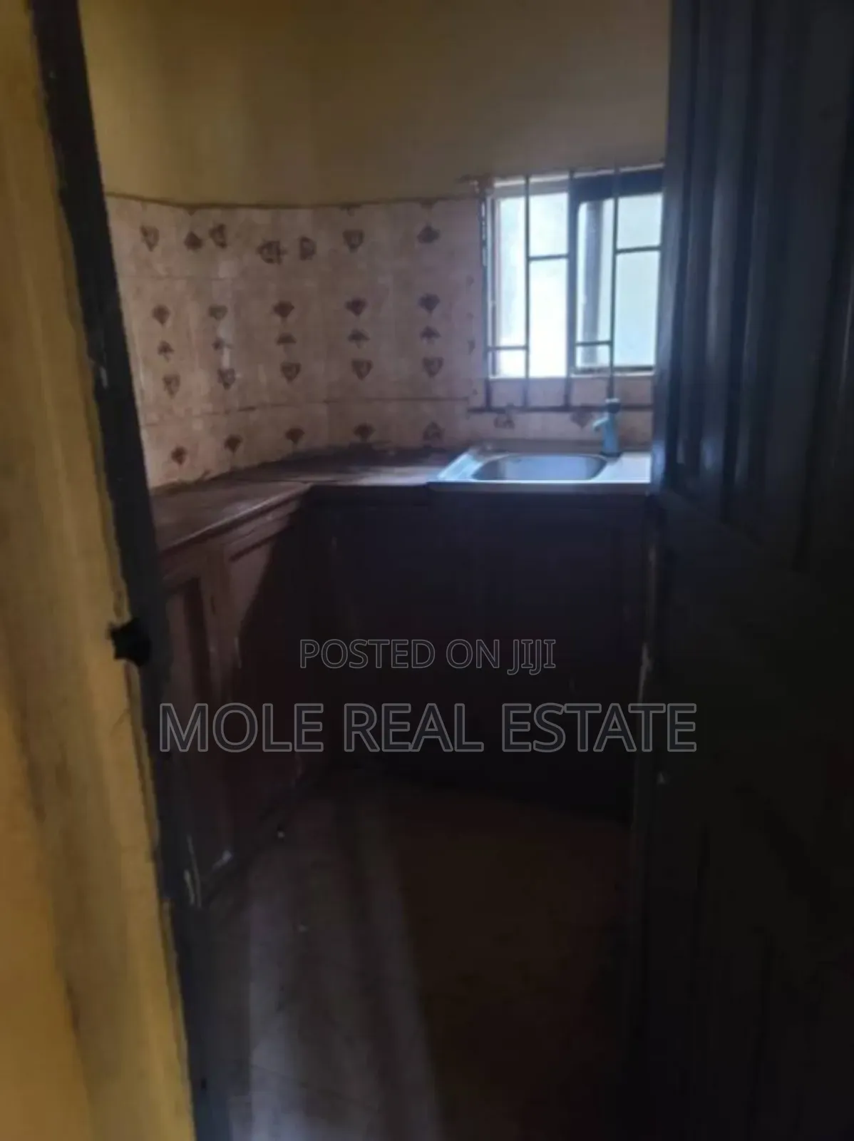 Genuine Acers Of Land Mowe Someke Facing RD in Ewekoro