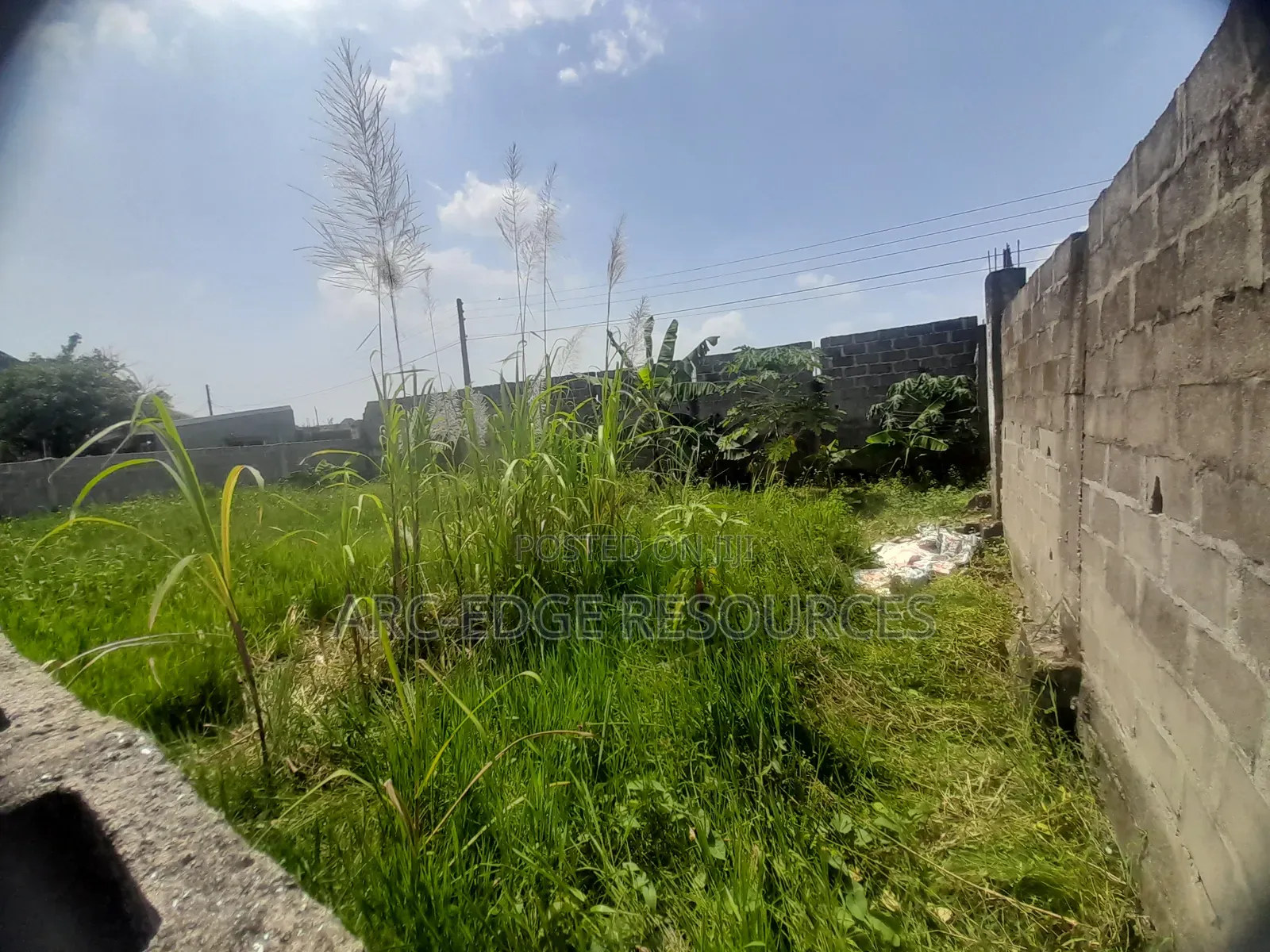 Dry Bareland Measuring 40ft by 75ft in Startimes Estate in Ago Palace
