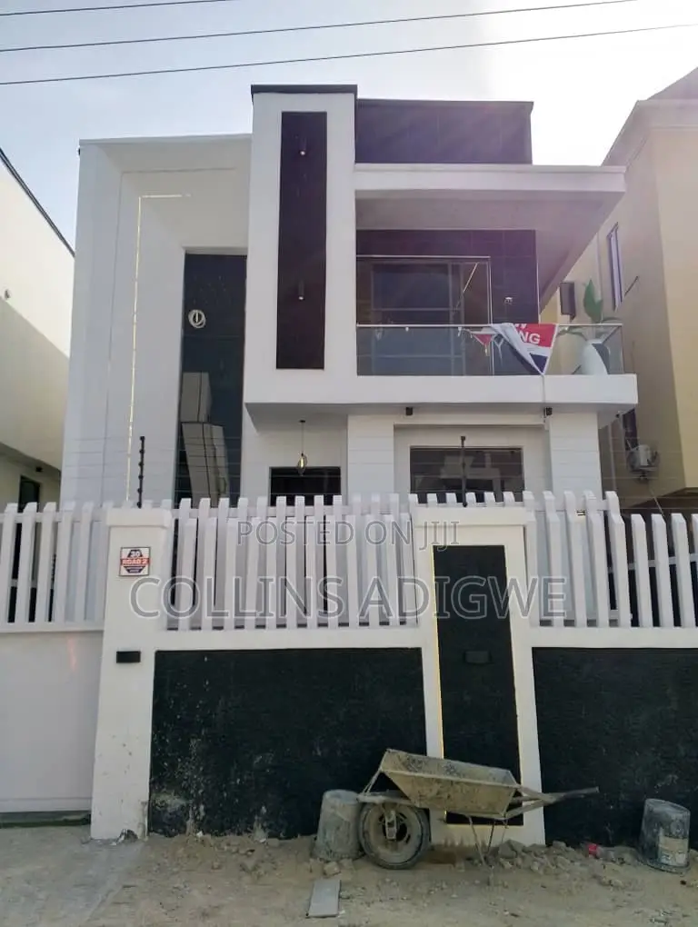 5bdrm Duplex in Ajah  Flood Free for sale in Ajah