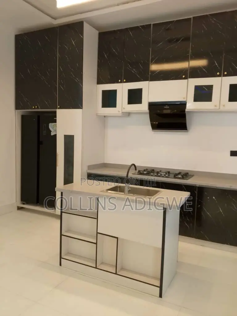 5bdrm Duplex in Ajah  Flood Free for sale in Ajah