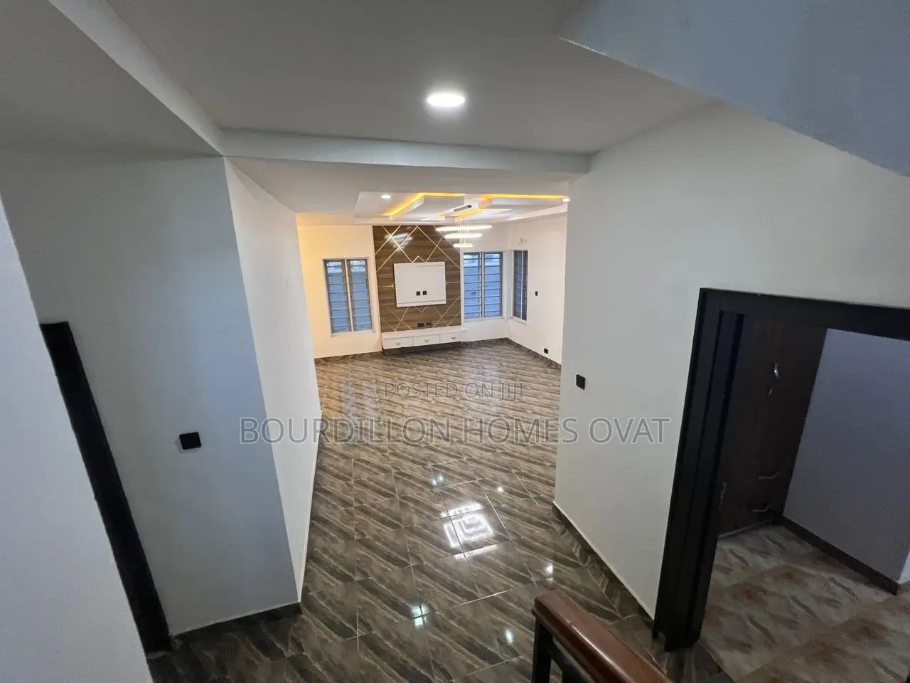 5bdrm Duplex in Ikate for sale in Ikate