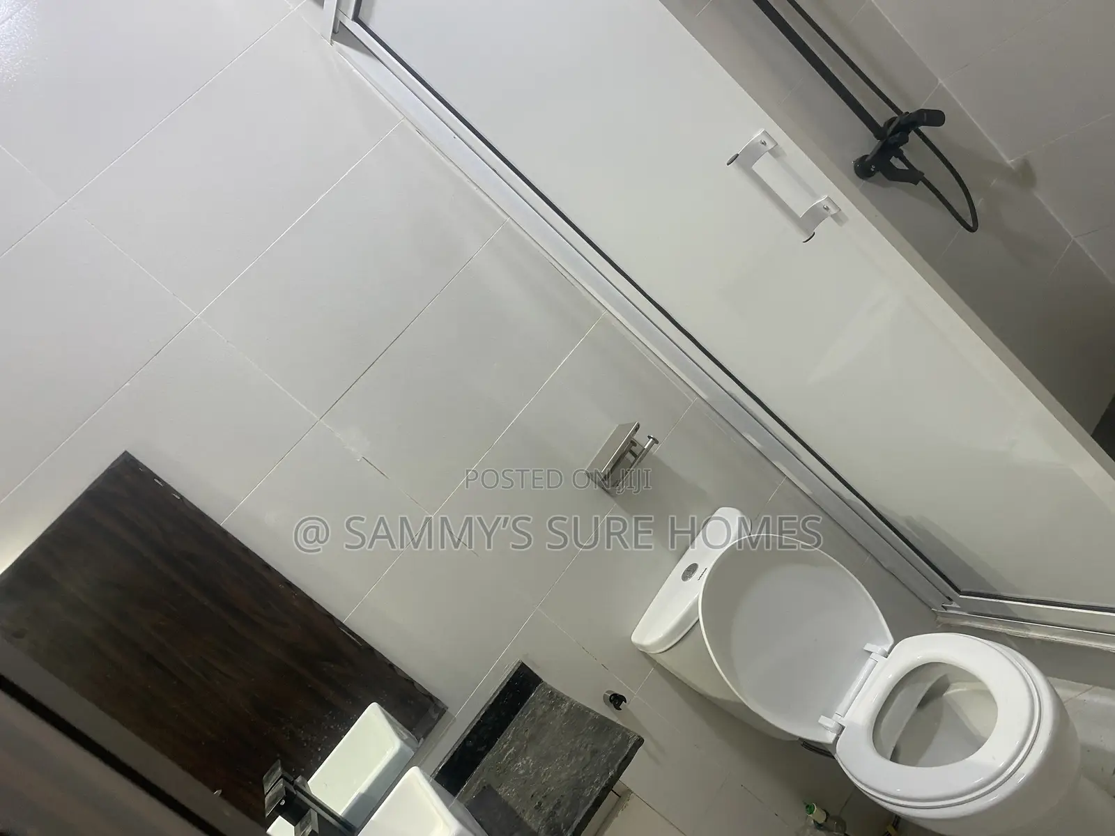 2bdrm Block of Flats in Paradise Estate, Life Camp for rent in Life Camp