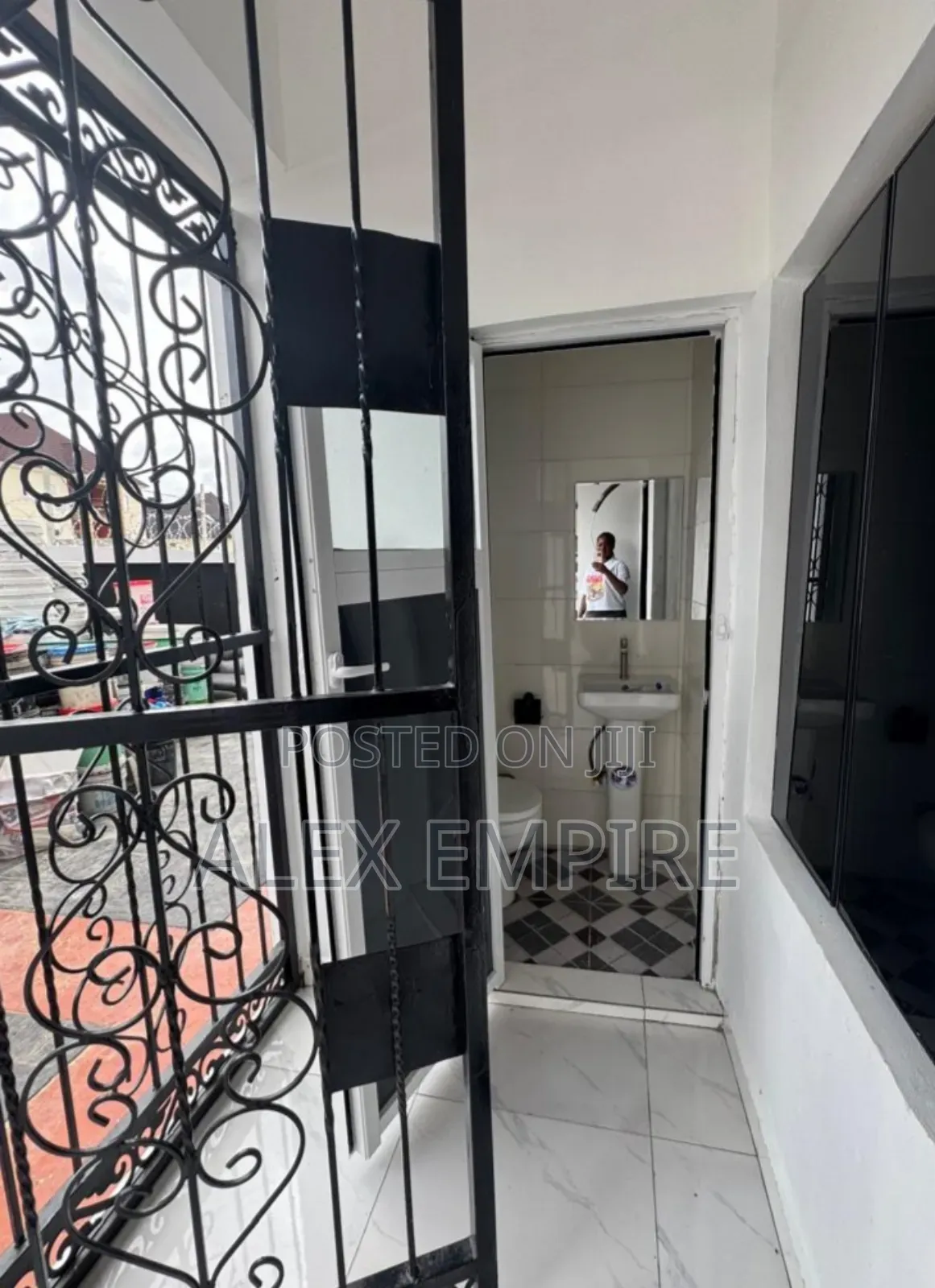 Mini Flat in Ago Palace for rent in Ago Palace