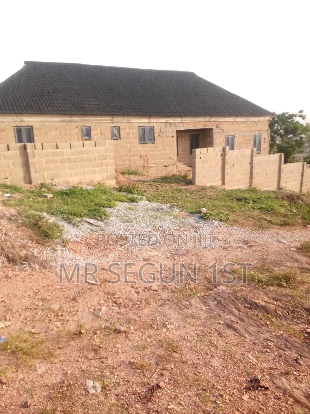 Plot of Land in Akala Express