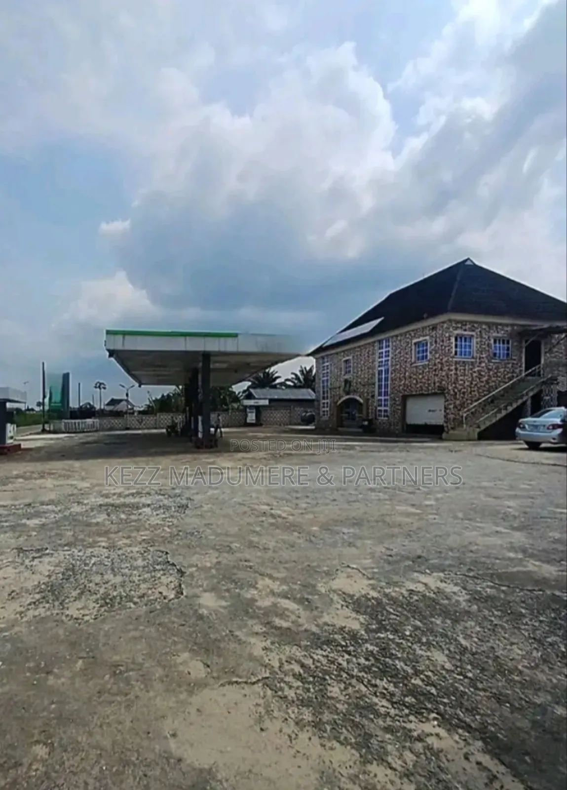 For Sale: Functional Standard Filling Station in Port-Harcourt