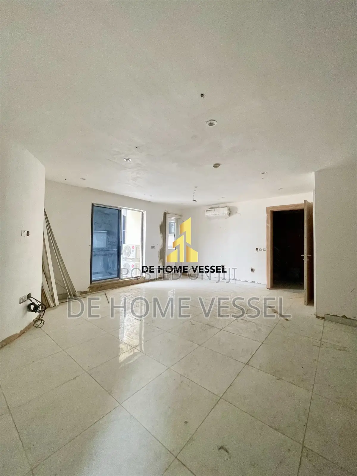 3bdrm Apartment in Victoria Island for sale in Victoria Island