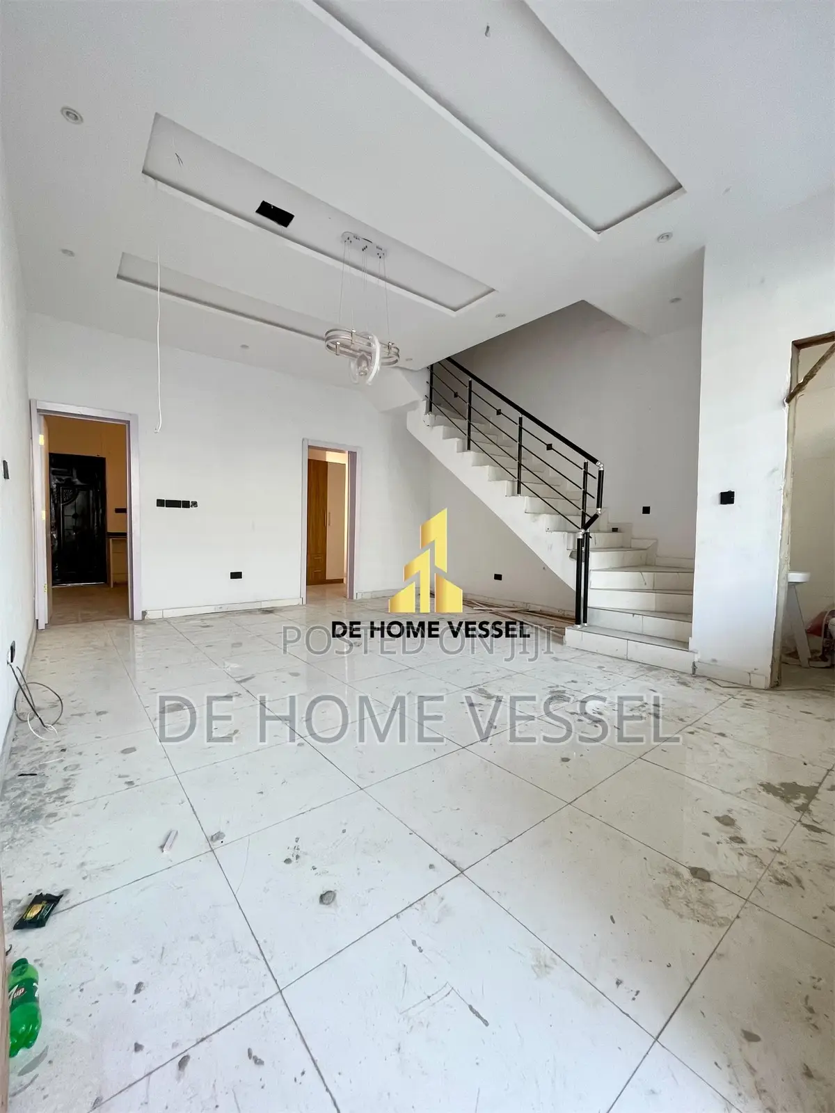 4bdrm Townhouse/Terrace in Ikota for Sale in Ikota