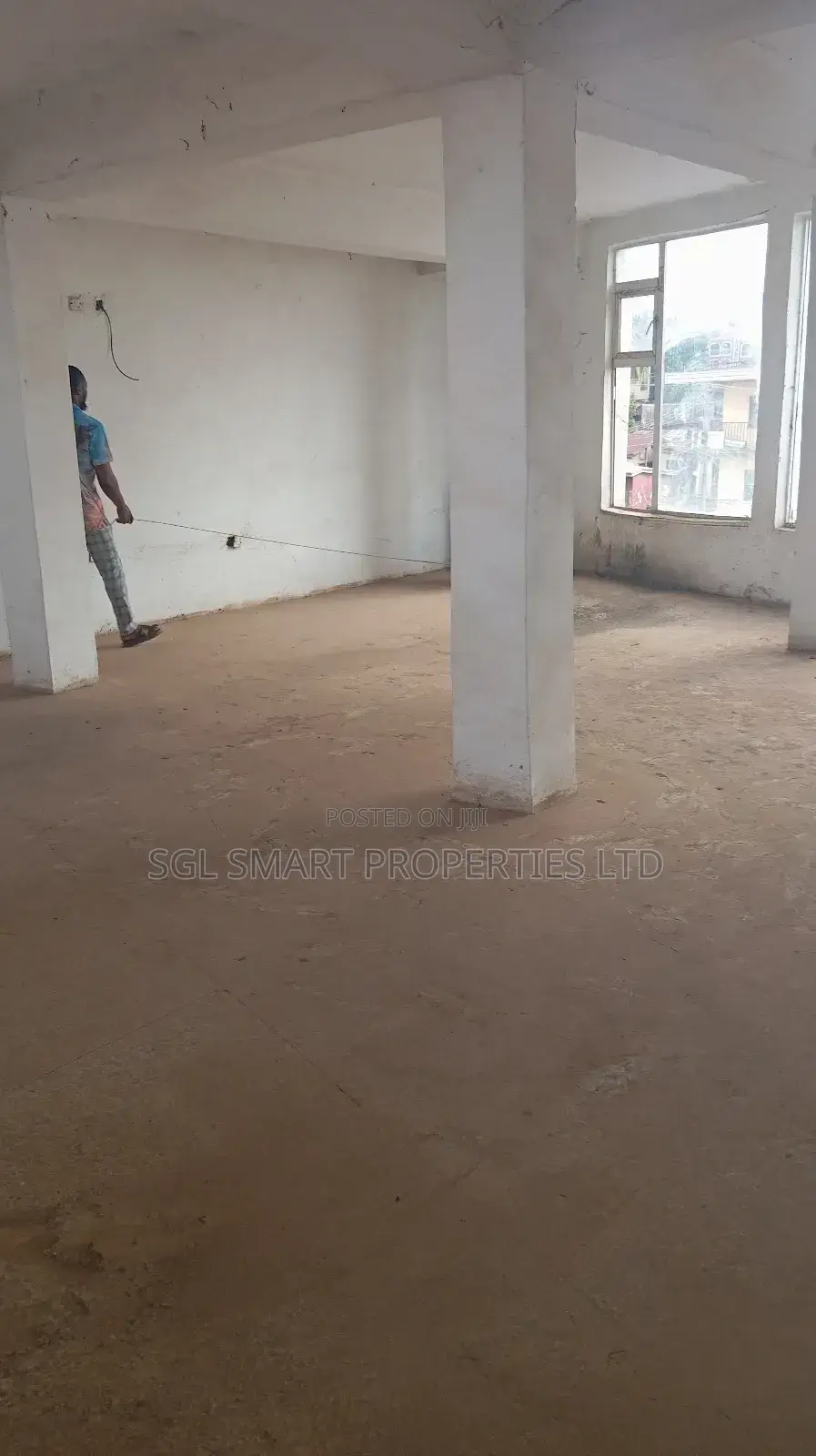 Large Office Space to Let in Awka