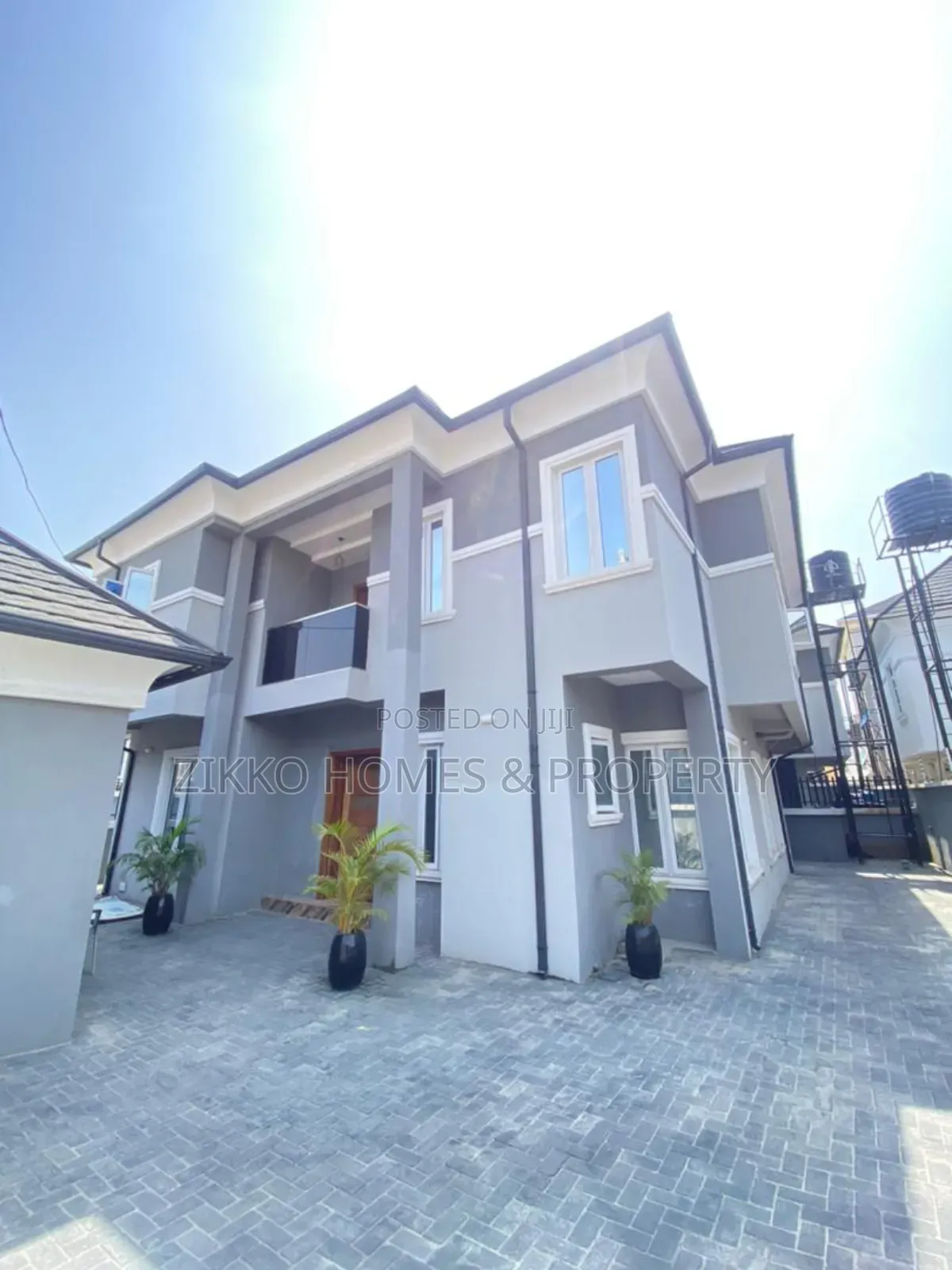 5bdrm Duplex in Ikate, Lekki for sale in Lekki
