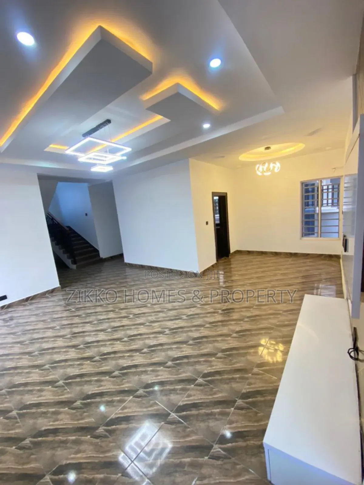 5bdrm Duplex in Ikate, Lekki for sale in Lekki