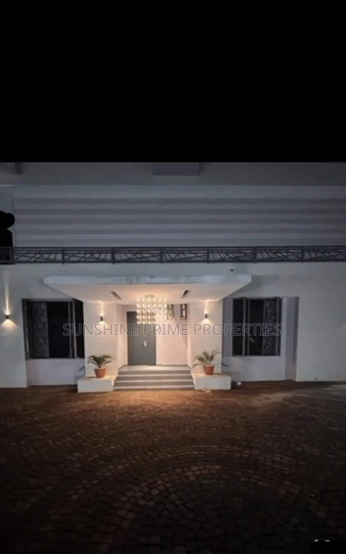 Furnished 7bdrm Duplex in Alagbaka G R A, Akure for sale in Akure