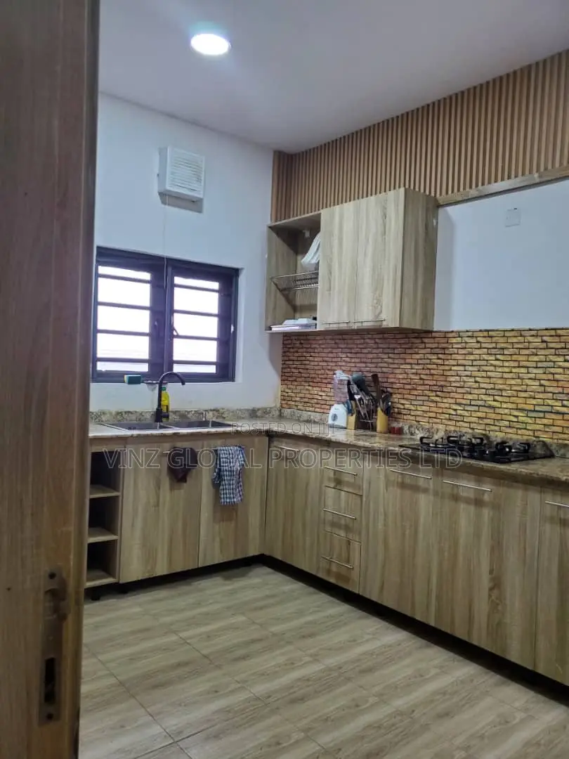 Luxury 2 Bedroom Apartment With 24 Hours Electricity in Lekki