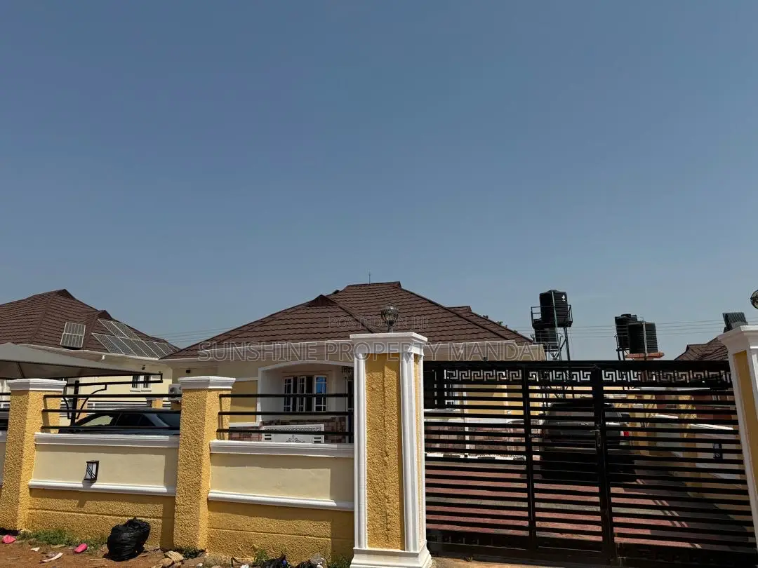 Furnished 3bdrm Bungalow in Main Alagbaka Gra, Akure for sale in Akure