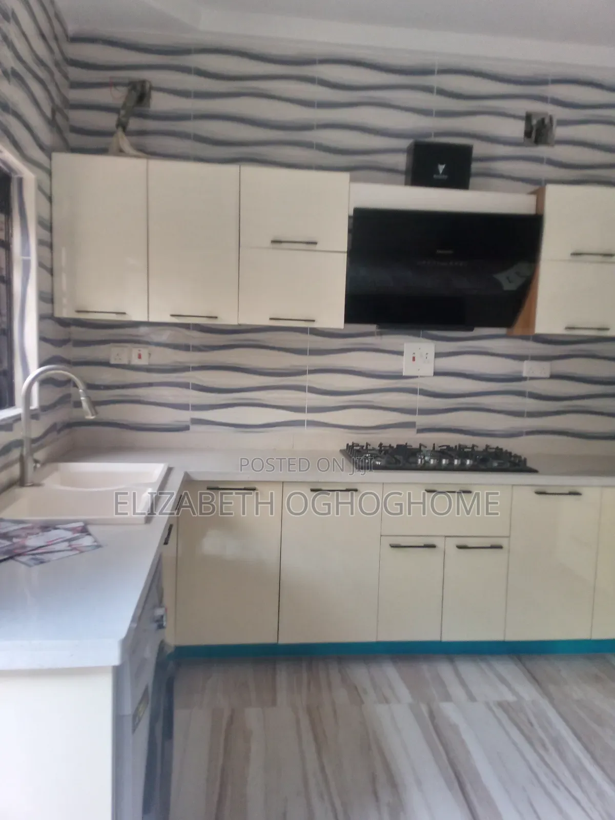 3bdrm Block of Flats in Sangotedo for sale in Sangotedo