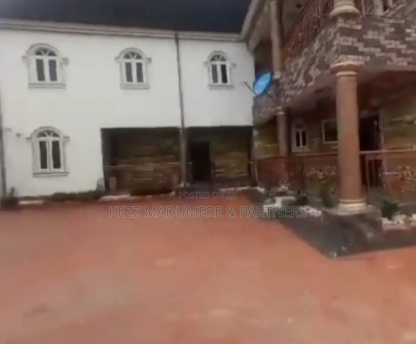 5bdrm Duplex in Gated Estate , Off for sale in Port-Harcourt