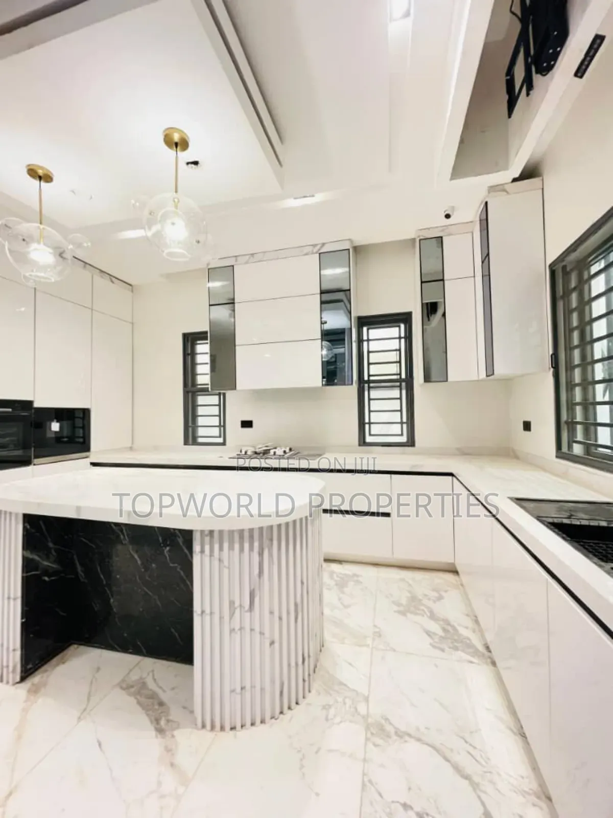Furnished 5bdrm Duplex In Omole Phase 1 For Sale in Omole Phase 1
