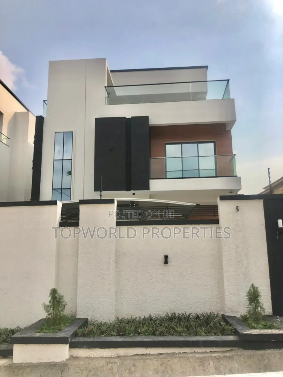 5bdrm Duplex In Omole Phase 2 Olowo For Sale in Omole Phase 2