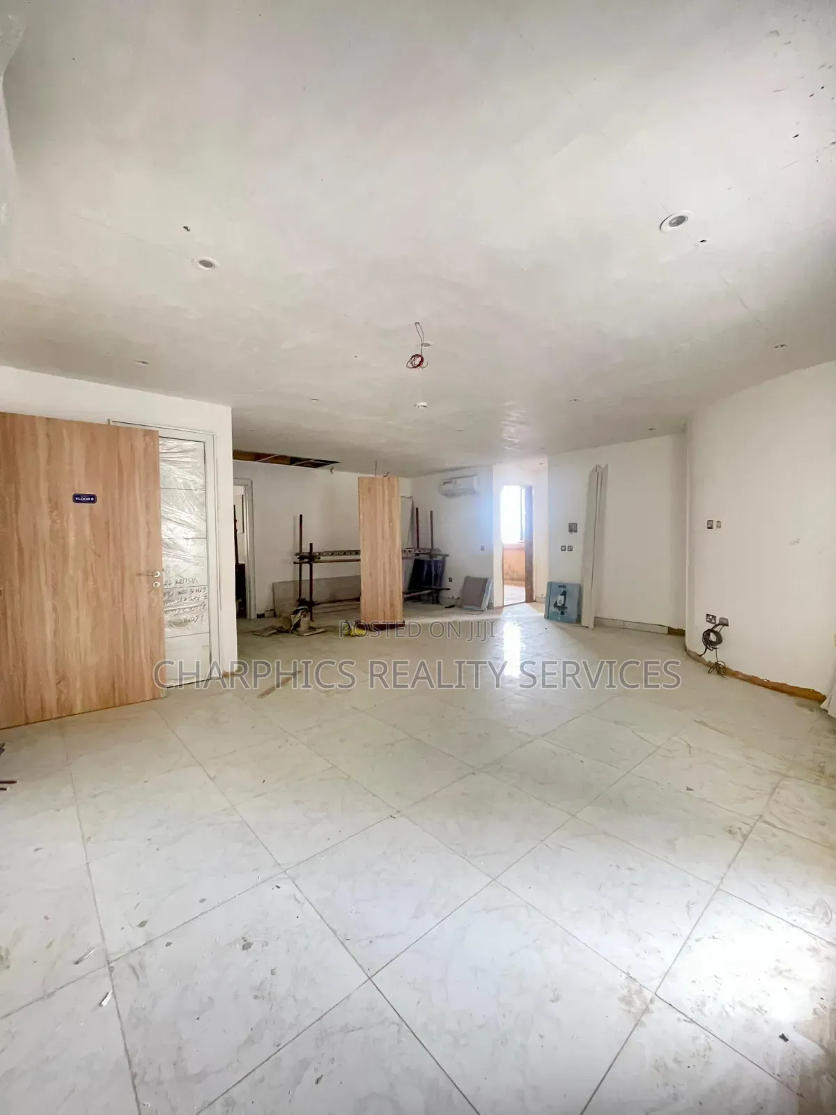3bdrm Apartment in Victoria Island for sale in Victoria Island