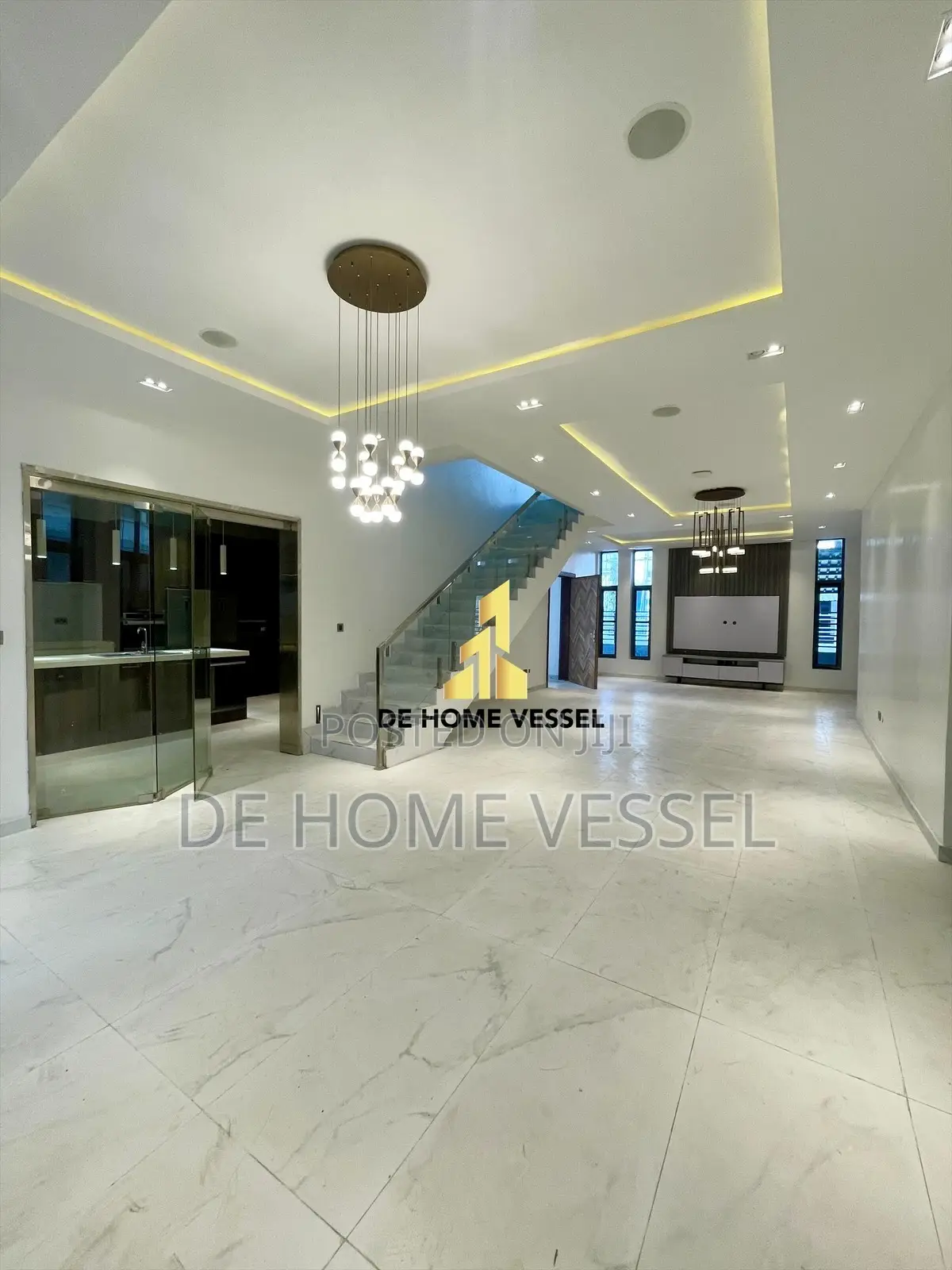 5bdrm Duplex in Osapa london for sale in Osapa london