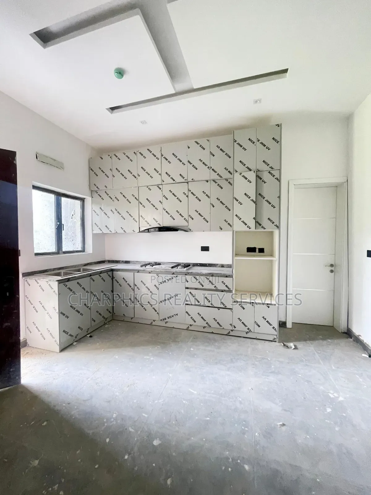 3bdrm Apartment in Victoria Island for sale in Victoria Island