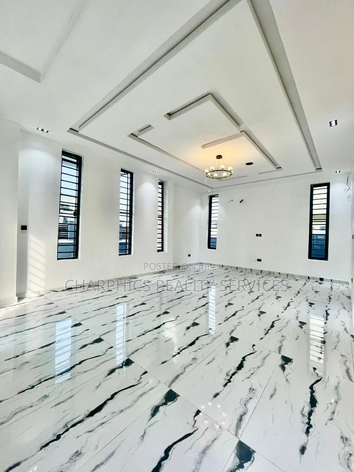 5bdrm Duplex in Lekki for sale in Lekki