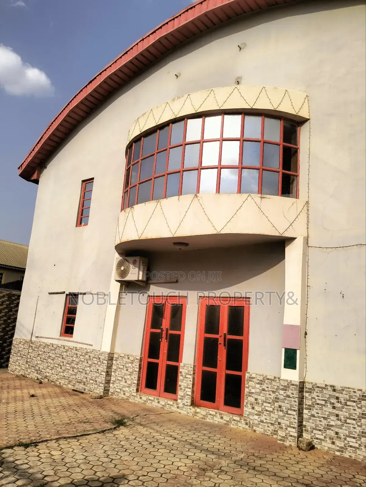 Functioning 3star Hotel With Modern Facilities at Iyana Ipaj in Iyana Ipaja