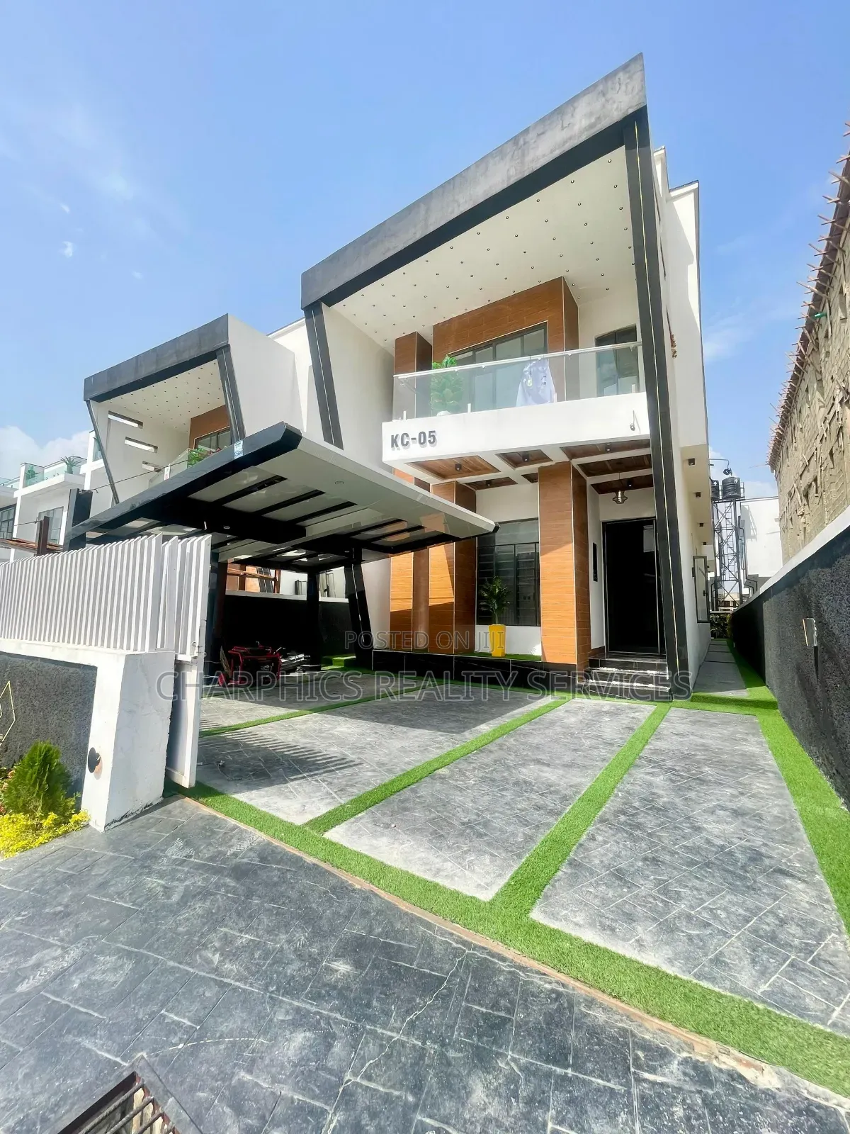 5bdrm Duplex in Ajah for sale in Ajah
