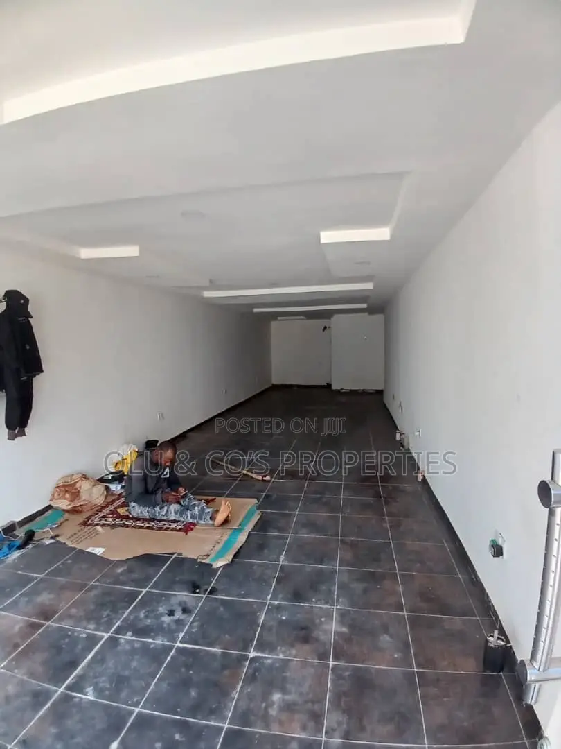 Spacious Shop/Office Space in Garki