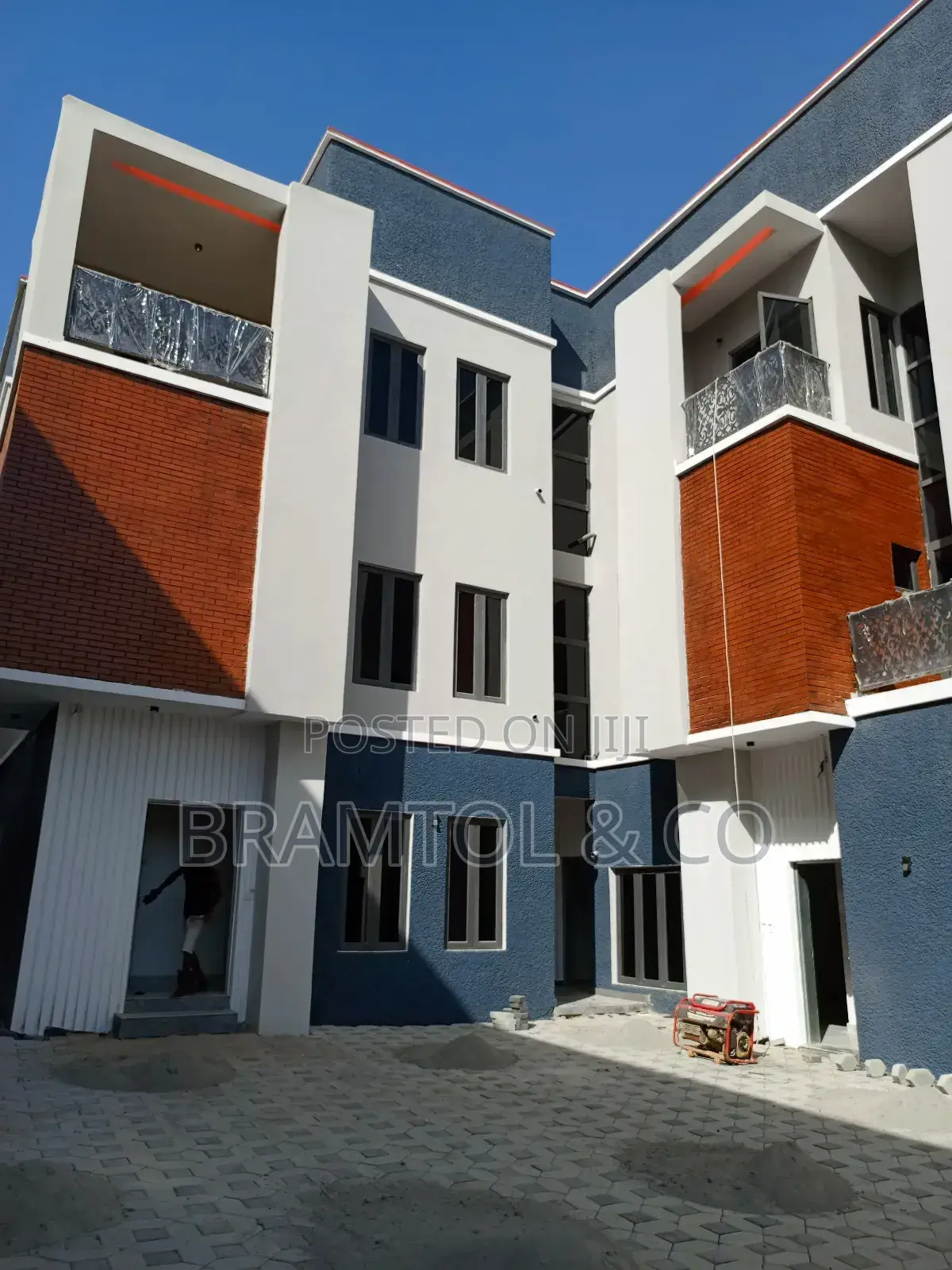 4bdrm Townhouse/Terrace in Jahi for Sale in Jahi
