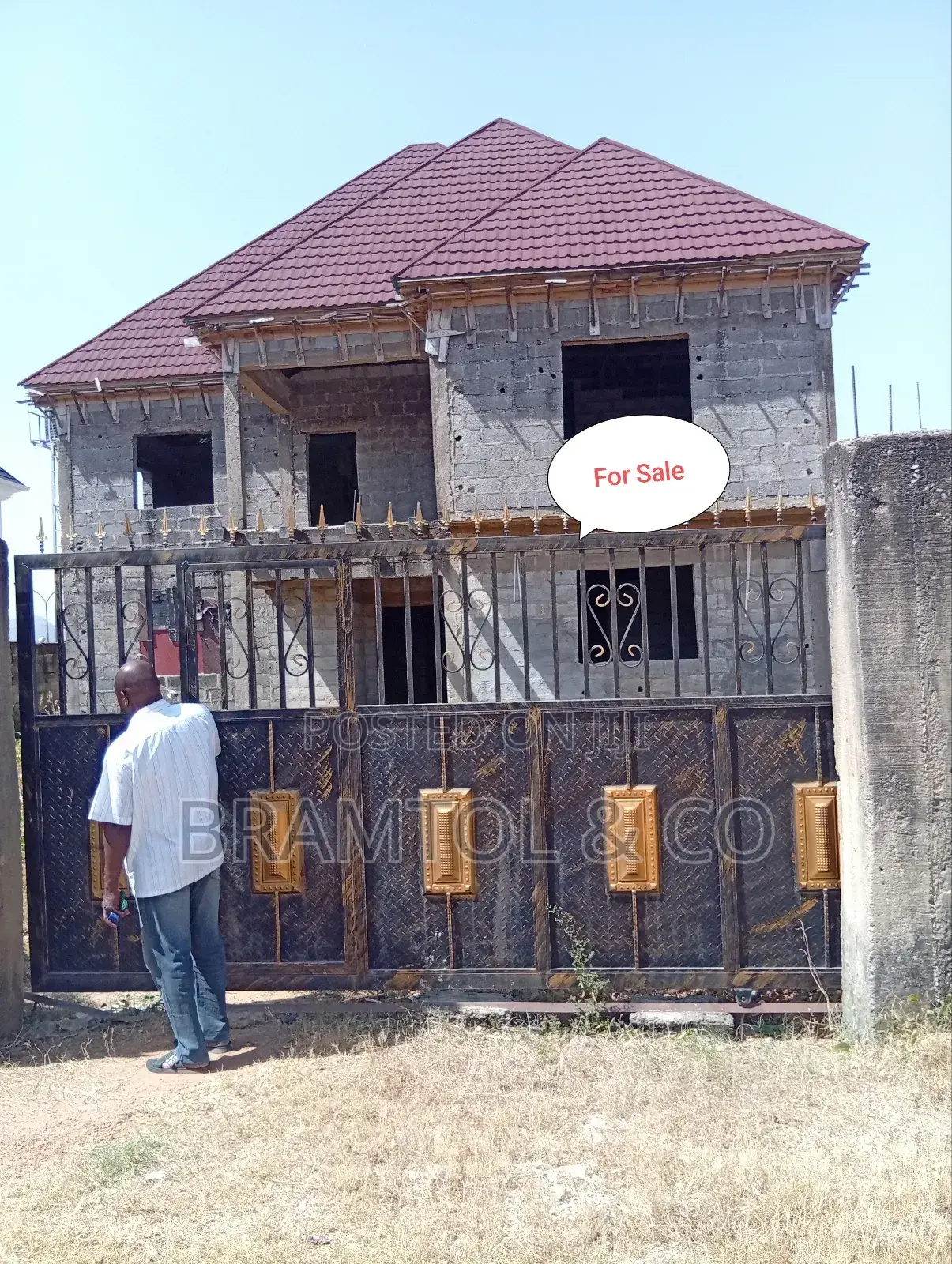 6bdrm Duplex in Grace Field Estate, FHA for sale in FHA