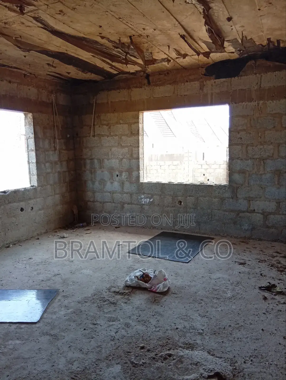 6bdrm Duplex in Grace Field Estate, FHA for sale in FHA