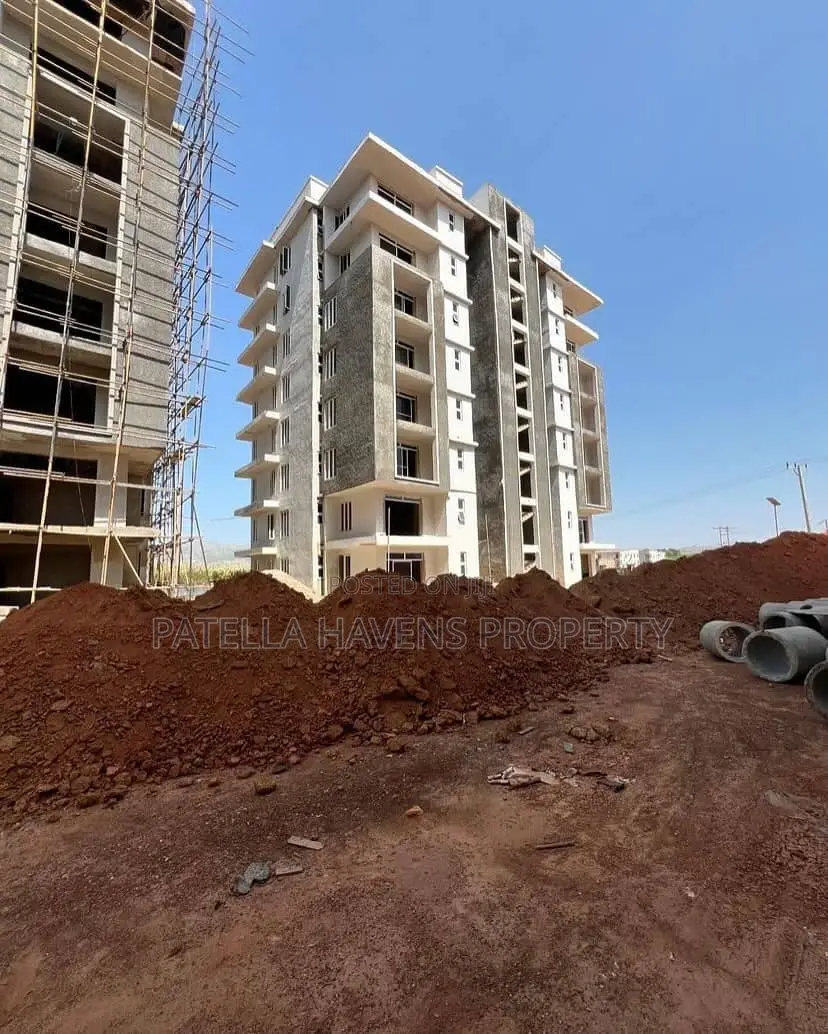 Distress Sale of 3 Bedroom Apartment in Mabuchi in Mabushi