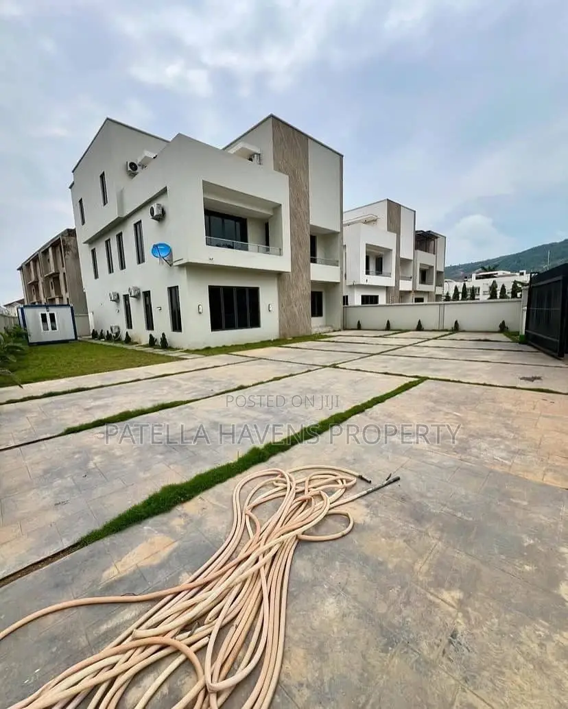 6bdrm Duplex in Katampe for sale in Katampe