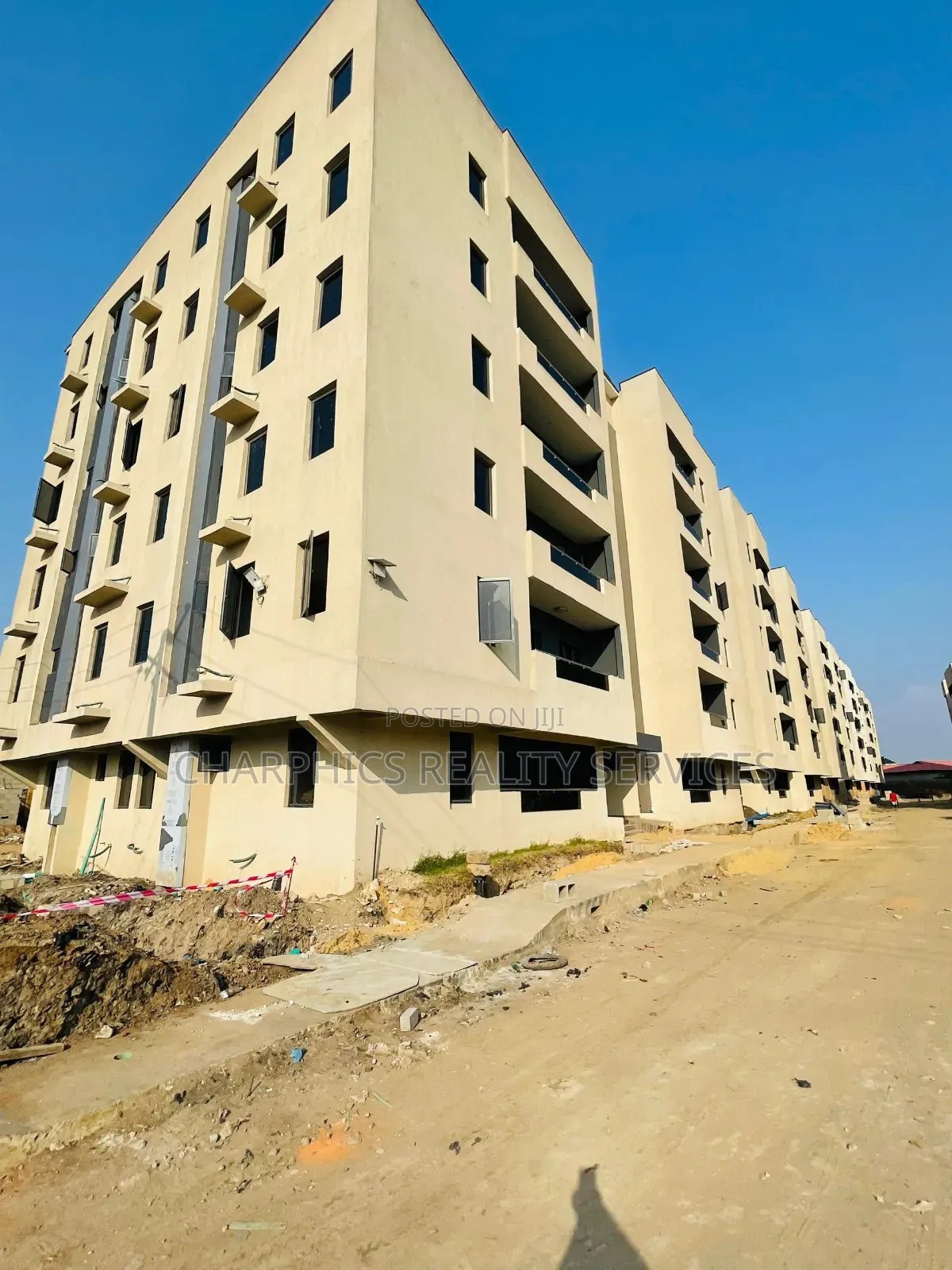 1bdrm Apartment in Surulere for sale in Surulere