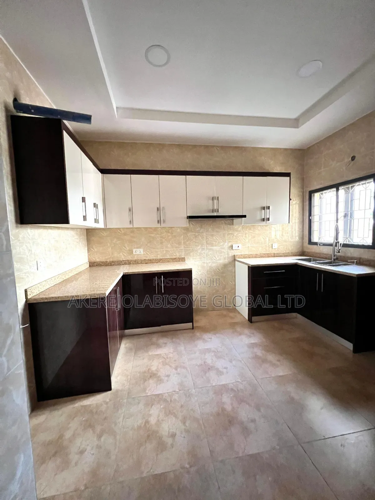 4bdrm Townhouse / Terrace in Citec District, Mbora for rent in Mbora