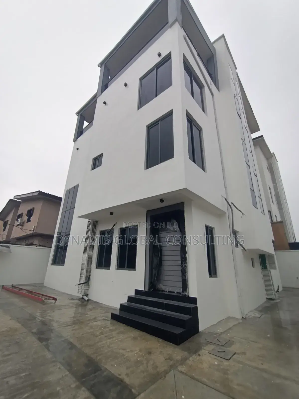 Furnished 5bdrm Duplex in Magodo Phase 2 Gra for sale in GRA Phase 2 Shangisha