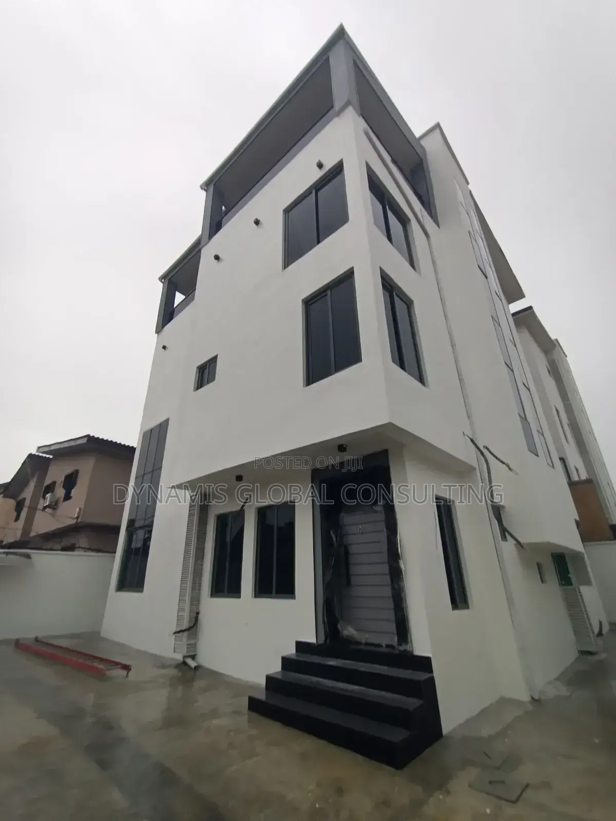 Furnished 5bdrm Duplex in Magodo Phase 2 Gra for sale in GRA Phase 2 Shangisha