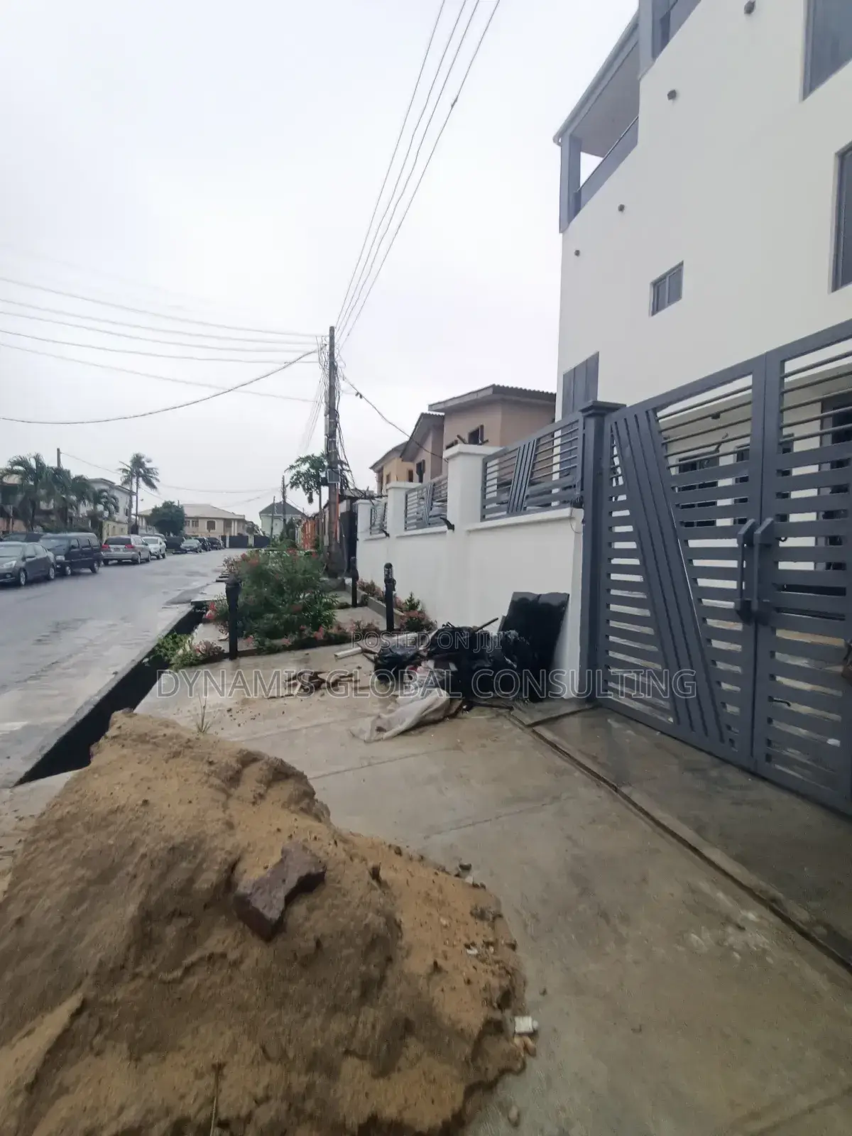 Furnished 5bdrm Duplex in Magodo Phase 2 Gra for sale in GRA Phase 2 Shangisha