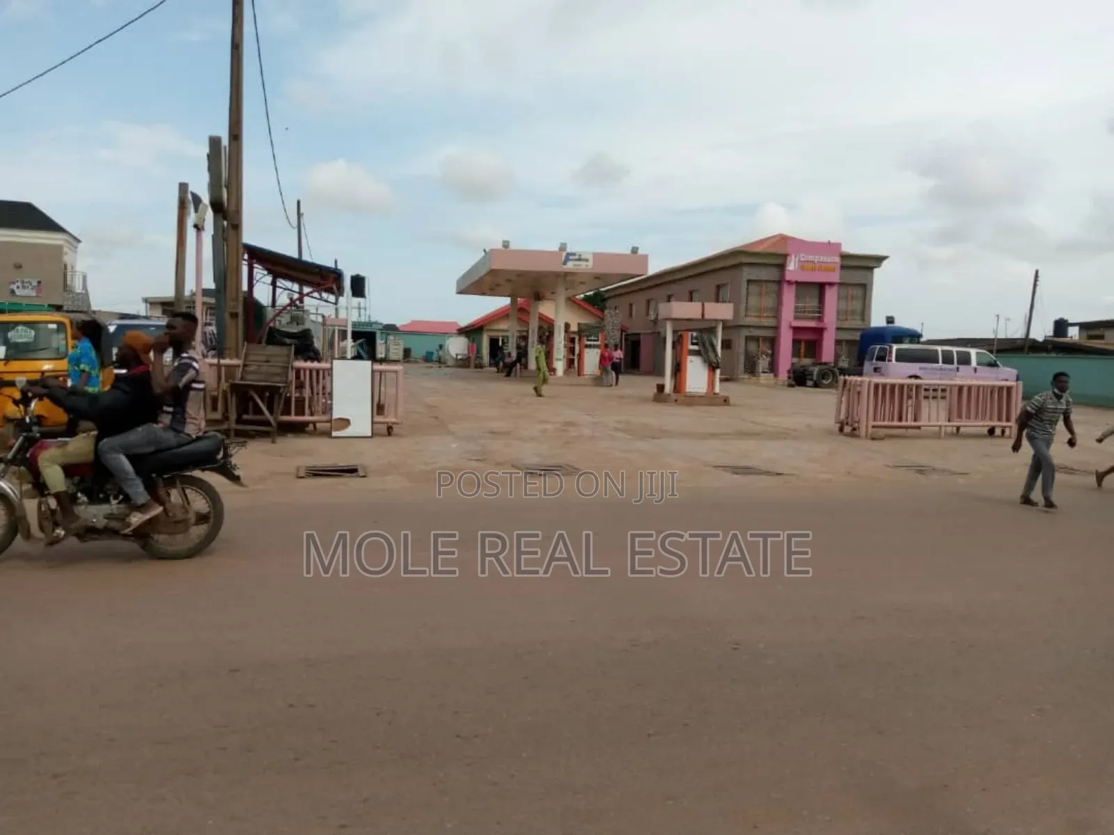 Fidelity Filling Station 4 Sale Ikotun Ijegun Rd in Ikotun/Igando