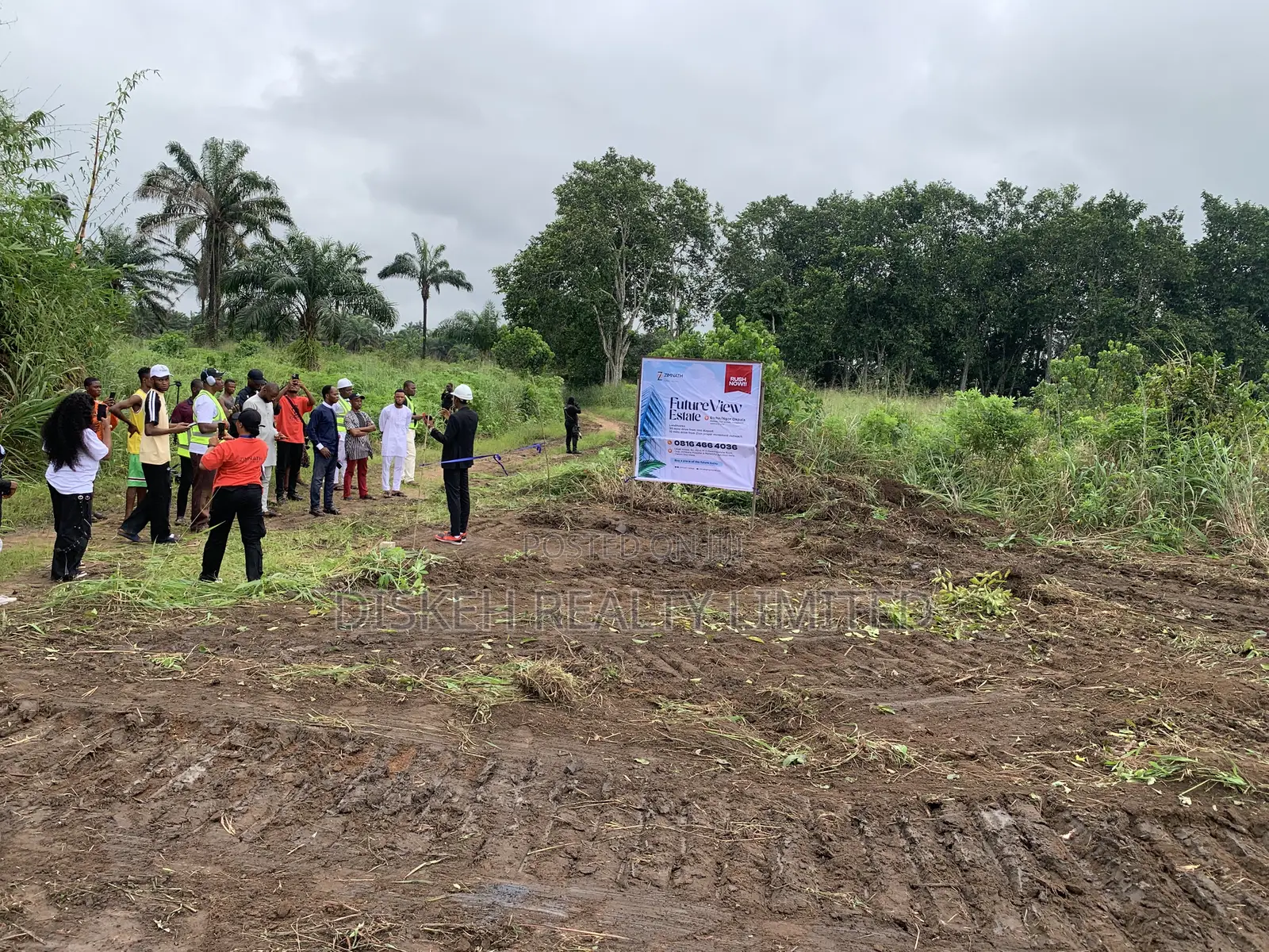 Land in Ngor Okpala , Imo State in Ngor-Okpala
