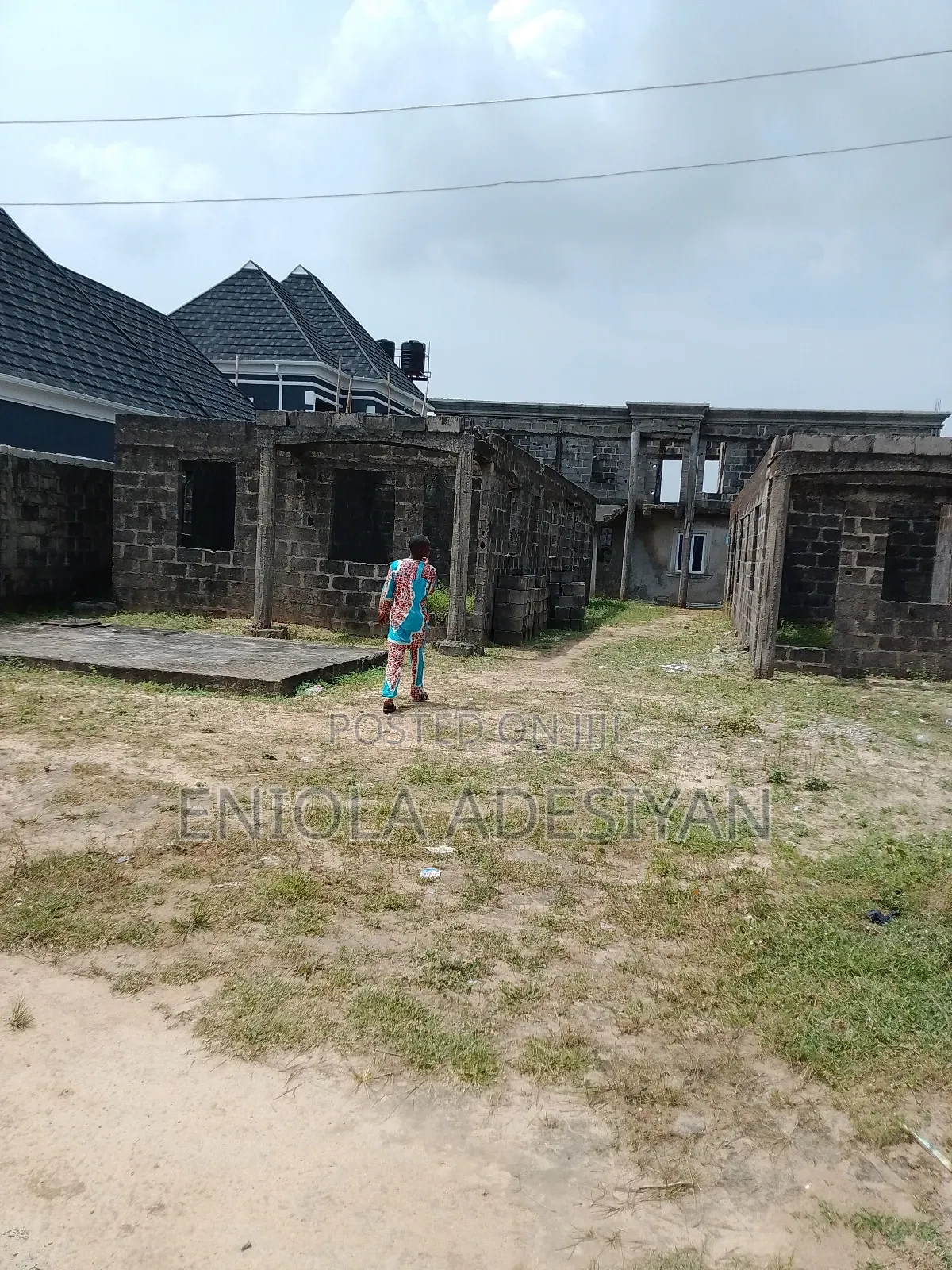 12bdrm Block of Flats in Ikorodu Bomoku Oku, Igbogbo for sale in Igbogbo
