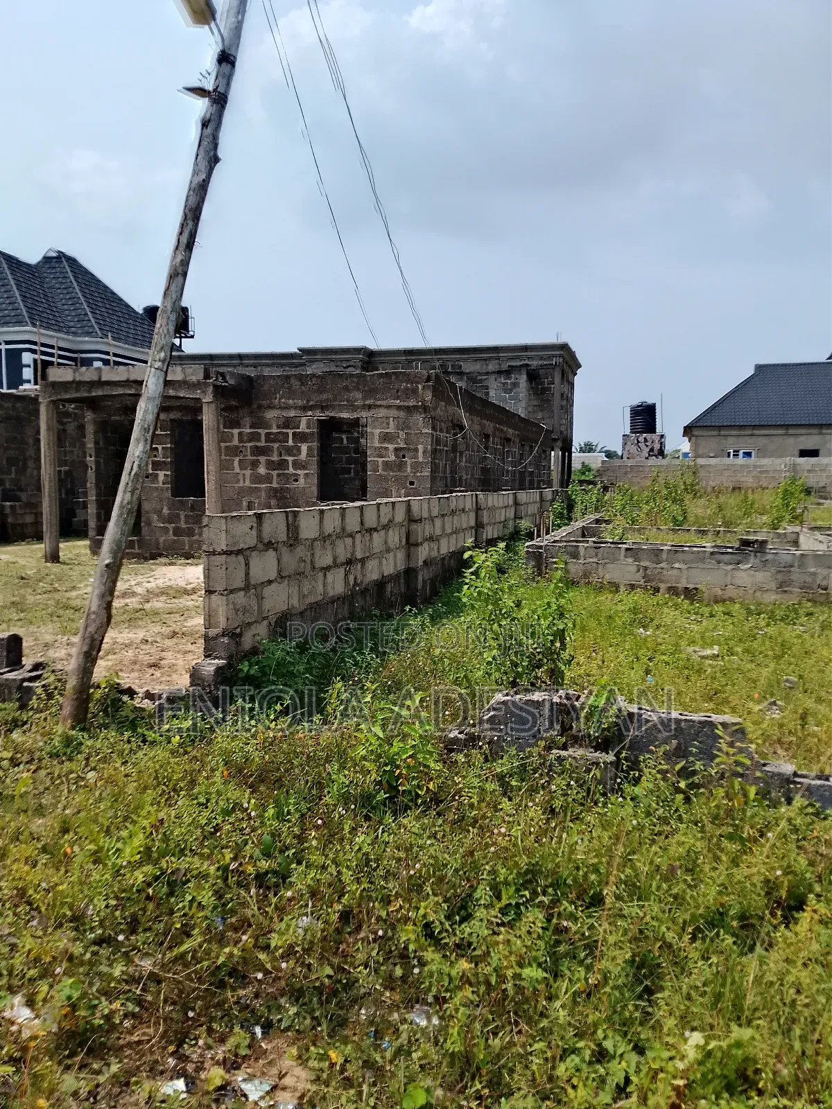 12bdrm Block of Flats in Ikorodu Bomoku Oku, Igbogbo for sale in Igbogbo