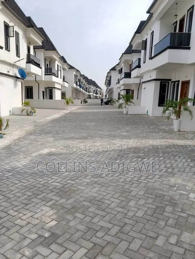 4bdrm Duplex in Harris Drive, VGC / Ajah for sale in VGC / Ajah