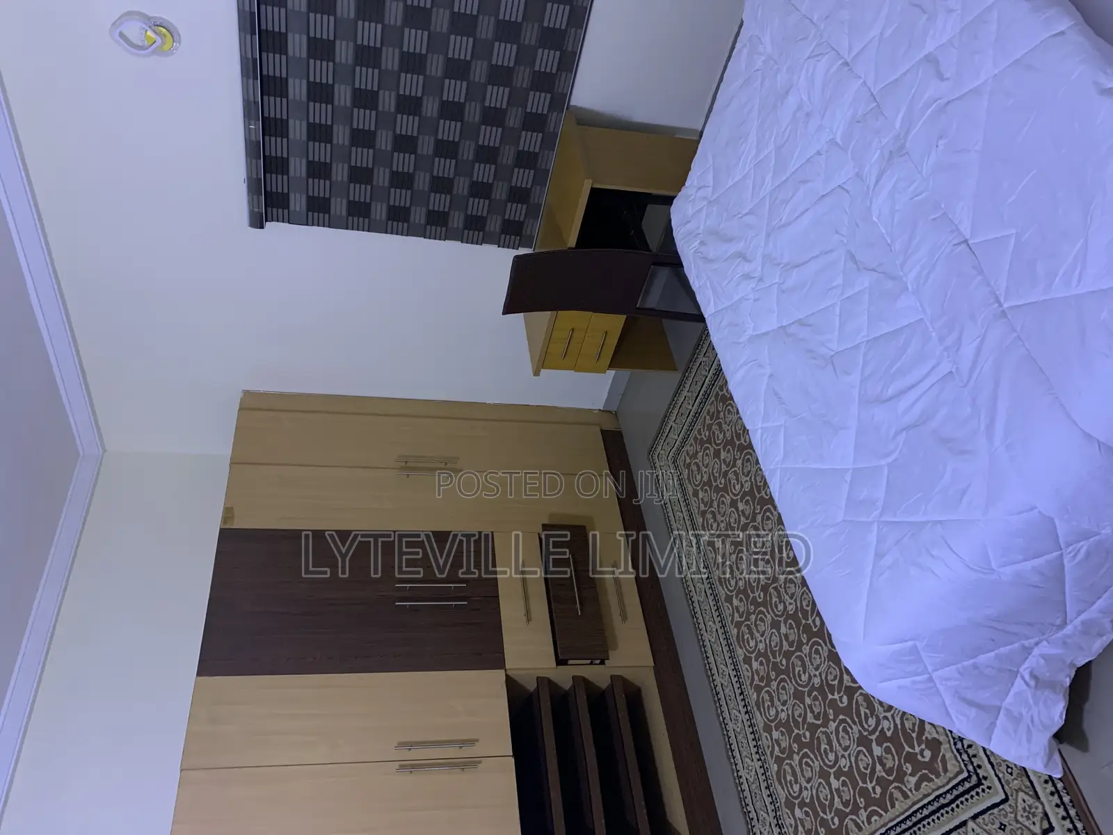 2 Bedroom Clean Apartment in Utako