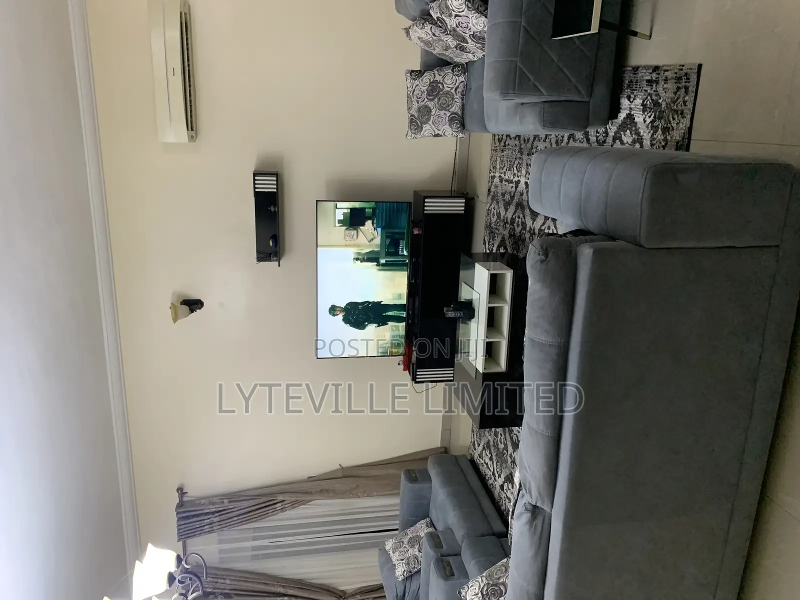 2 Bedroom Clean Apartment in Utako