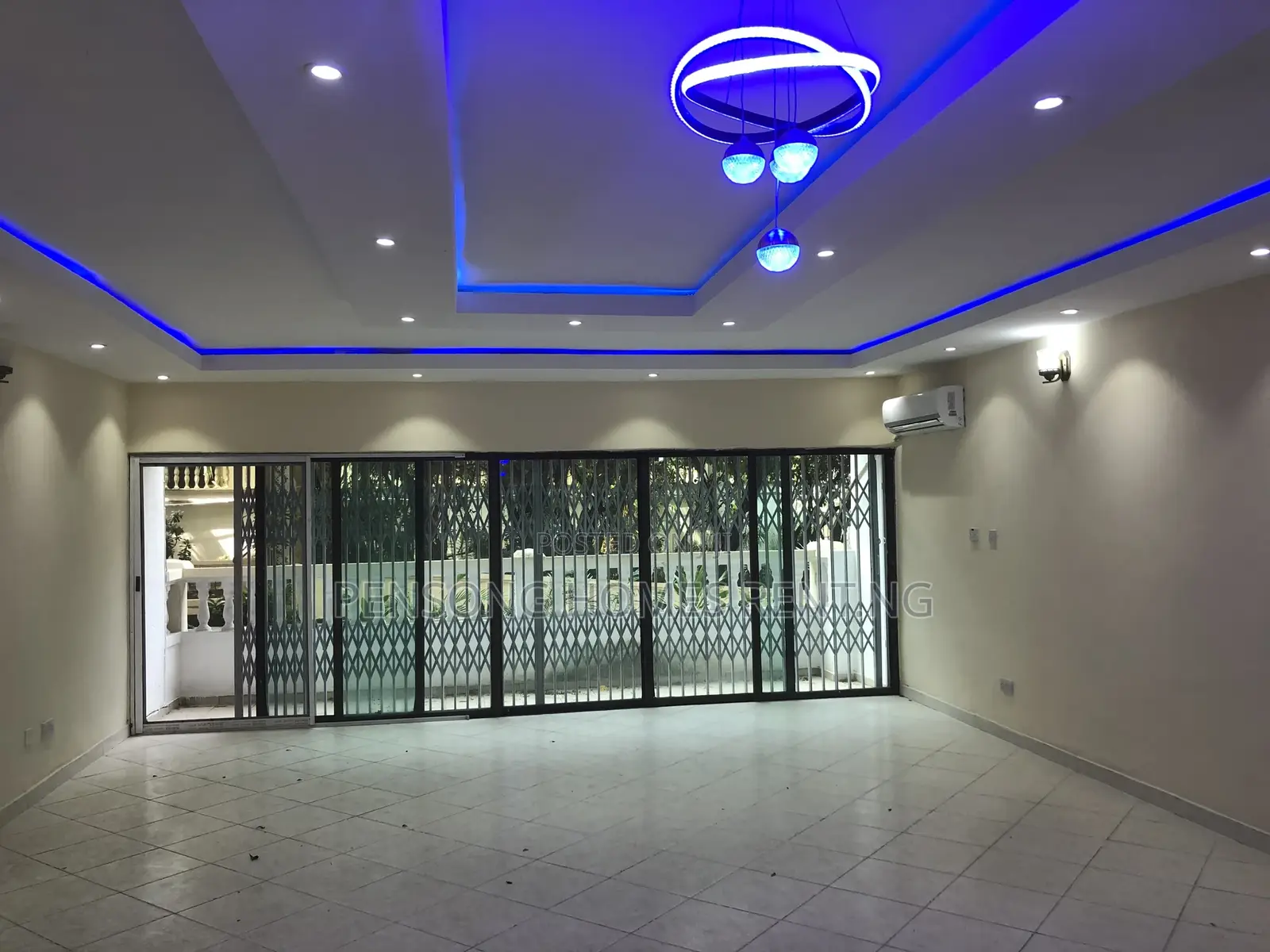 3bdrm Apartment in Eleganza, Ikoyi for rent in Ikoyi